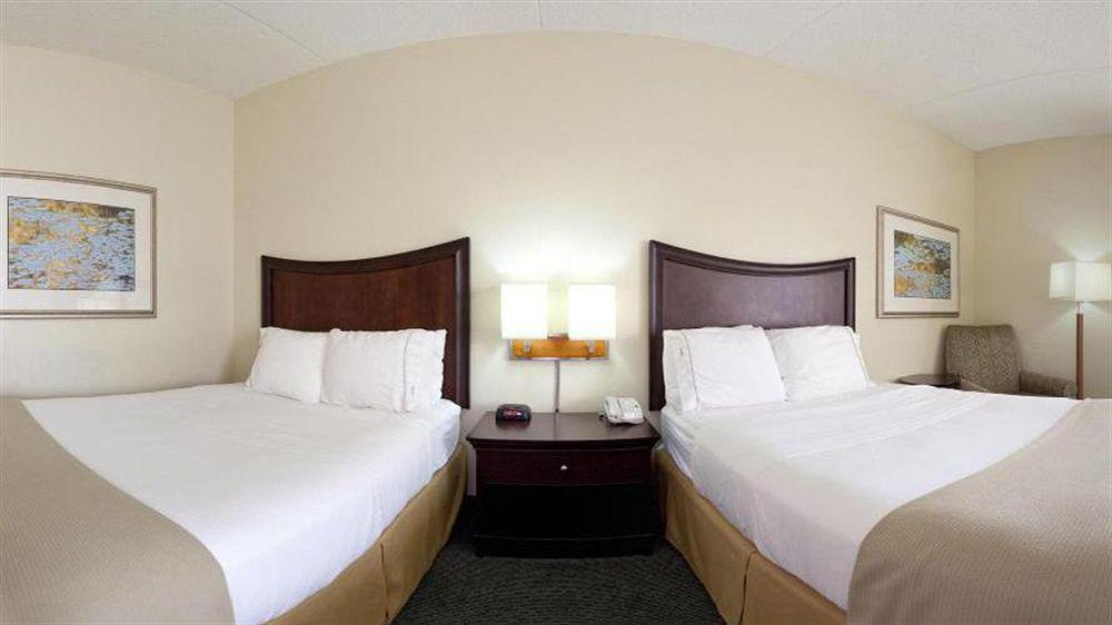 Holiday Inn Express Indianapolis Airport By Ihg Plainfield Dış mekan fotoğraf