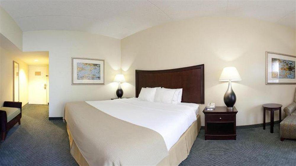 Holiday Inn Express Indianapolis Airport By Ihg Plainfield Dış mekan fotoğraf