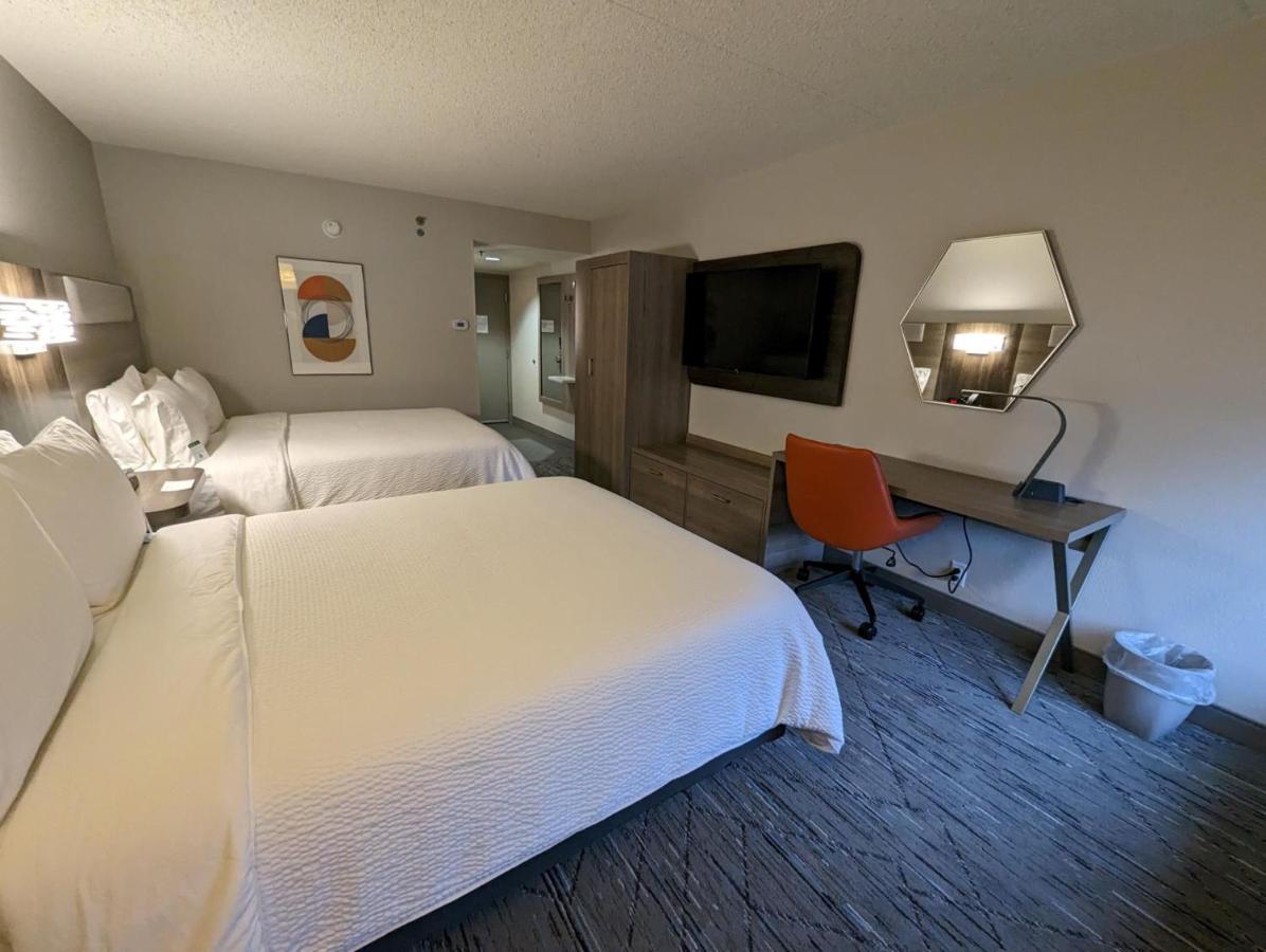 Holiday Inn Express Indianapolis Airport By Ihg Plainfield Dış mekan fotoğraf